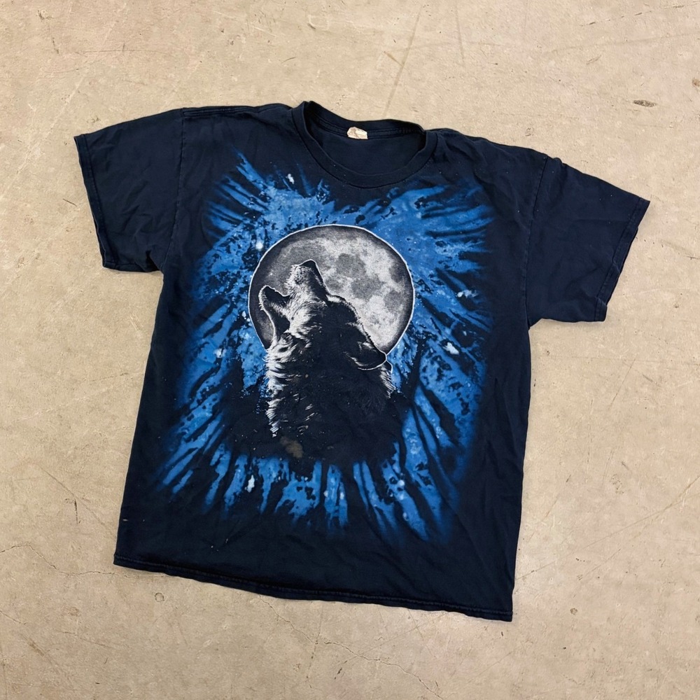 Gildan Wolf Howling at Moon T-Shirt Mens Medium Blue Black Graphic Tee